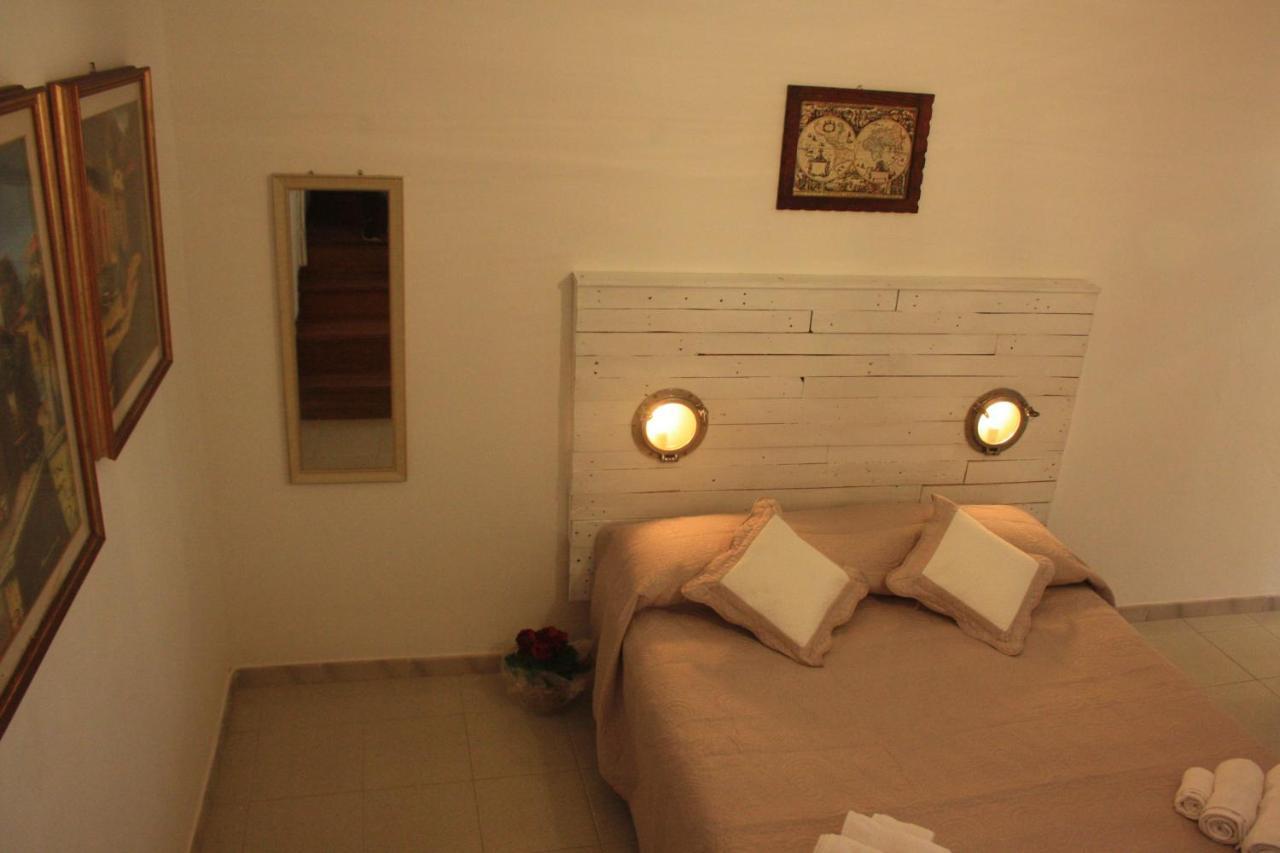 Casa Gandamar B&B ซานตา เตเรซา กัลลูรา ภายนอก รูปภาพ