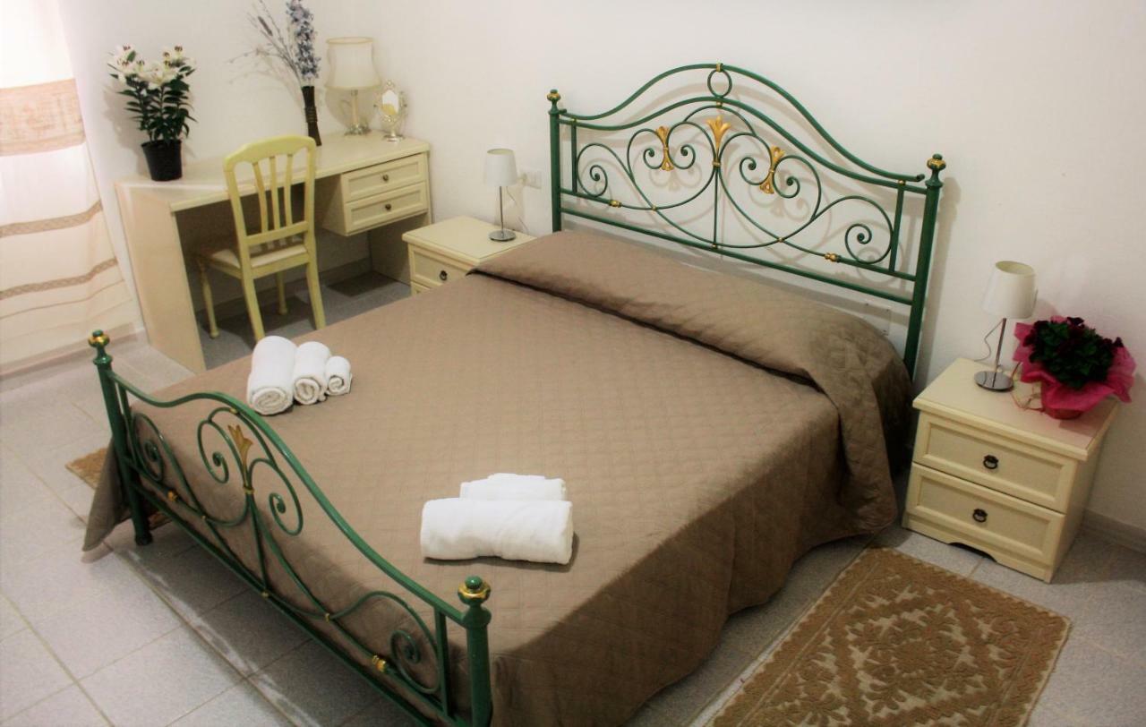 Casa Gandamar B&B ซานตา เตเรซา กัลลูรา ภายนอก รูปภาพ