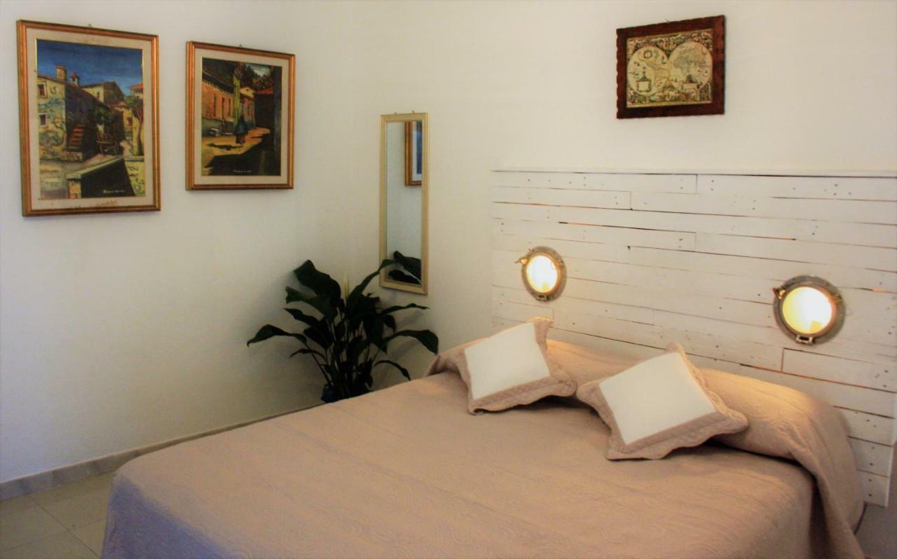 Casa Gandamar B&B ซานตา เตเรซา กัลลูรา ภายนอก รูปภาพ